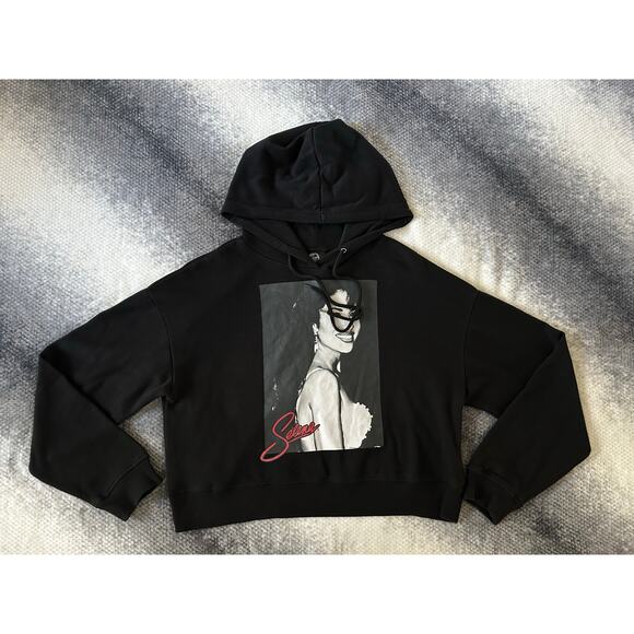 Selena Tops - Selena Cropped Pullover Graphic Black Relaxed Fit Boxy Hoodie Size Medium